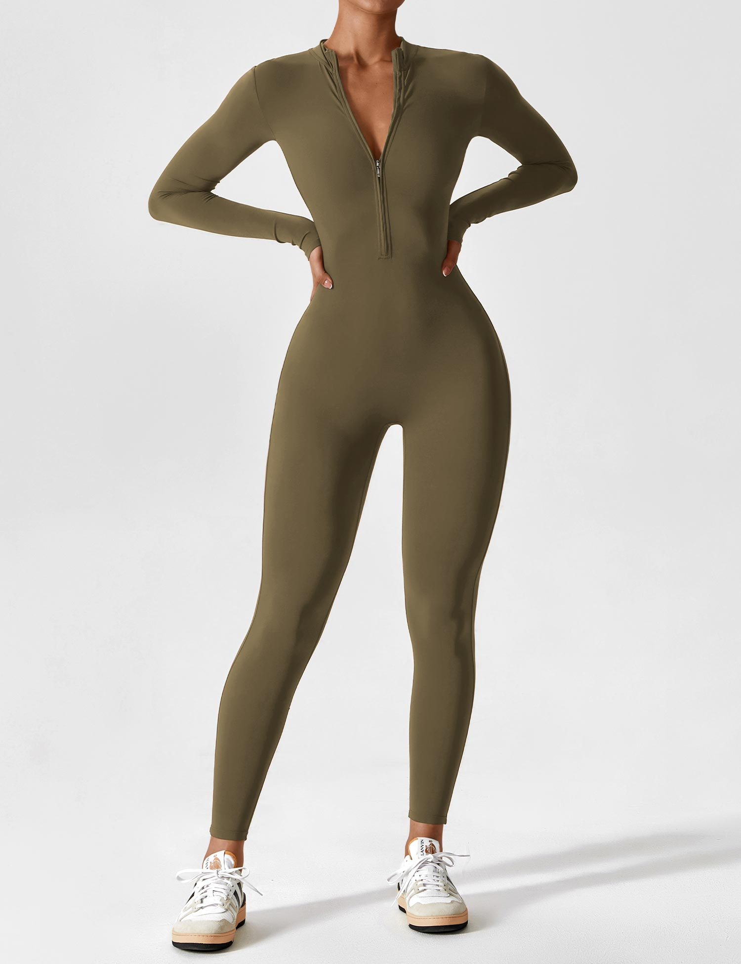 Rivière d’Or Rosalia – Dames Jumpsuit – Chique Design met Opstaande Kraag & Rits