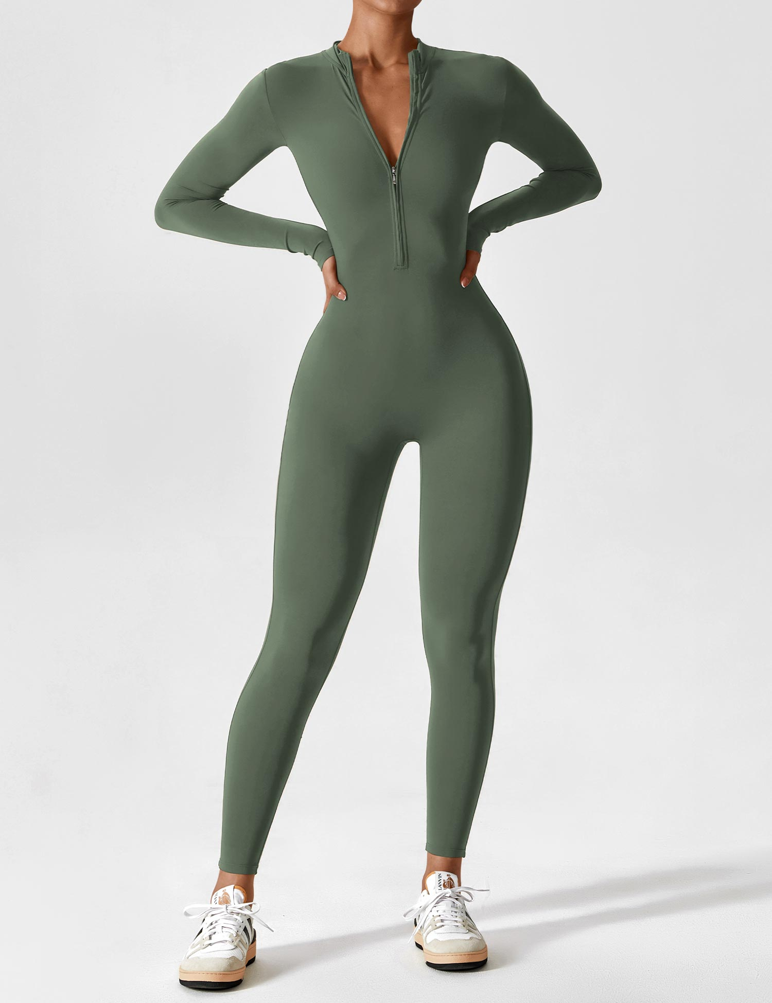 Rivière d’Or Rosalia – Dames Jumpsuit – Chique Design met Opstaande Kraag & Rits